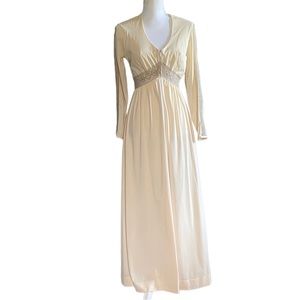 Vintage Vanity Fair Nightgown Old Hollywood Negligee Dressing Gown Lingerie